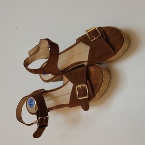 Dolce Vita flatform sandals...size 7.5